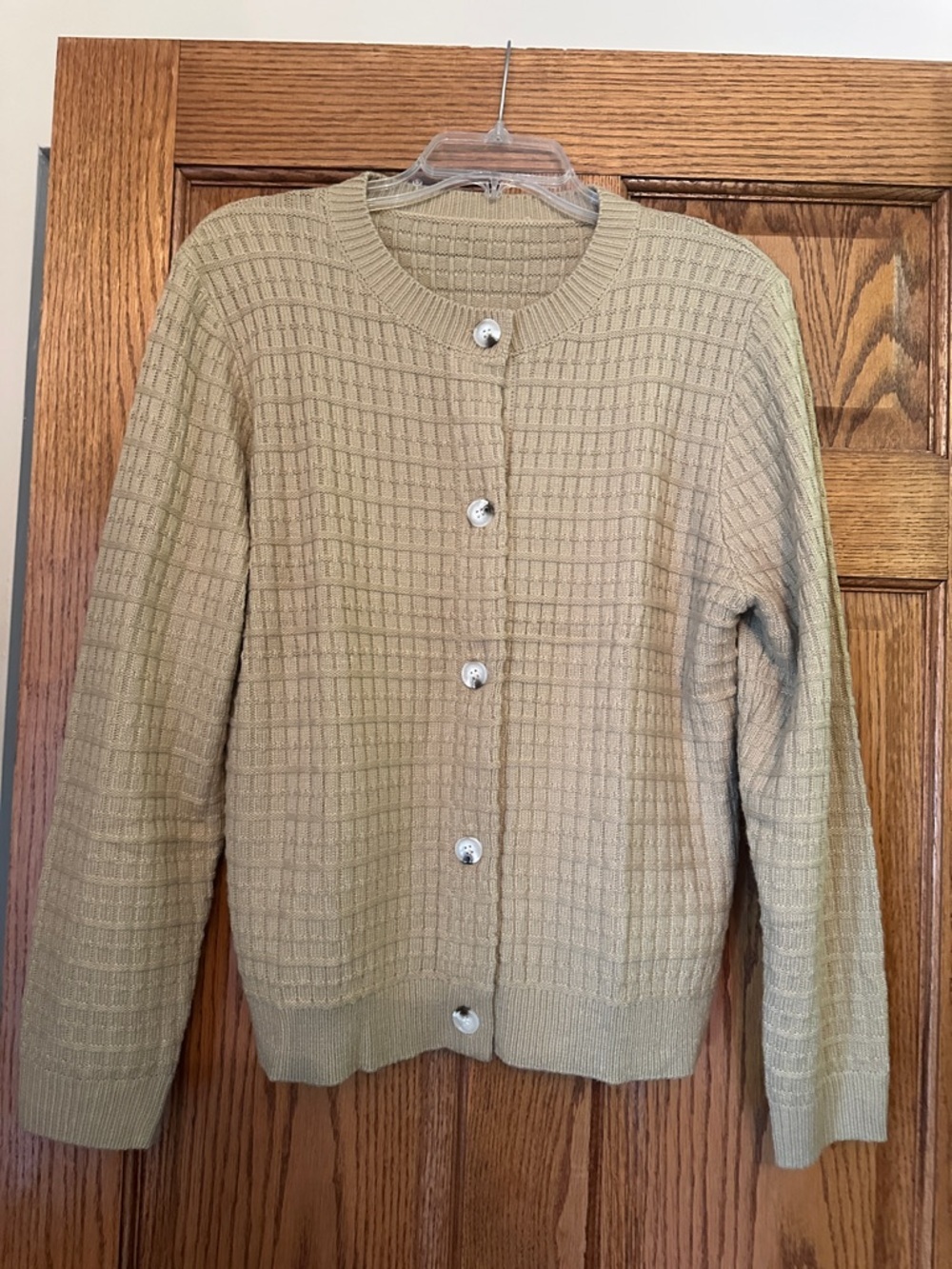 Classic Crewneck Button-Front Women's Sweater - Light Olive